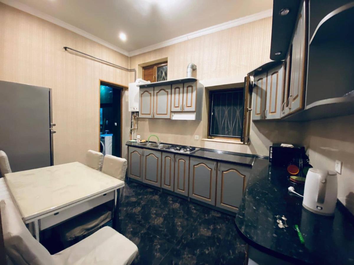 Barnaba Apartment Tbilisi Eksteriør bilde