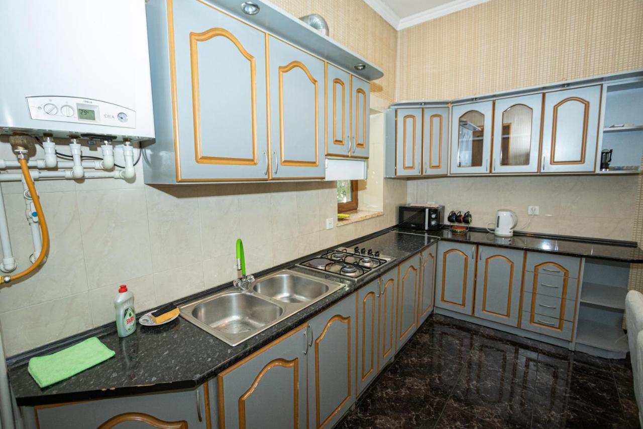 Barnaba Apartment Tbilisi Eksteriør bilde