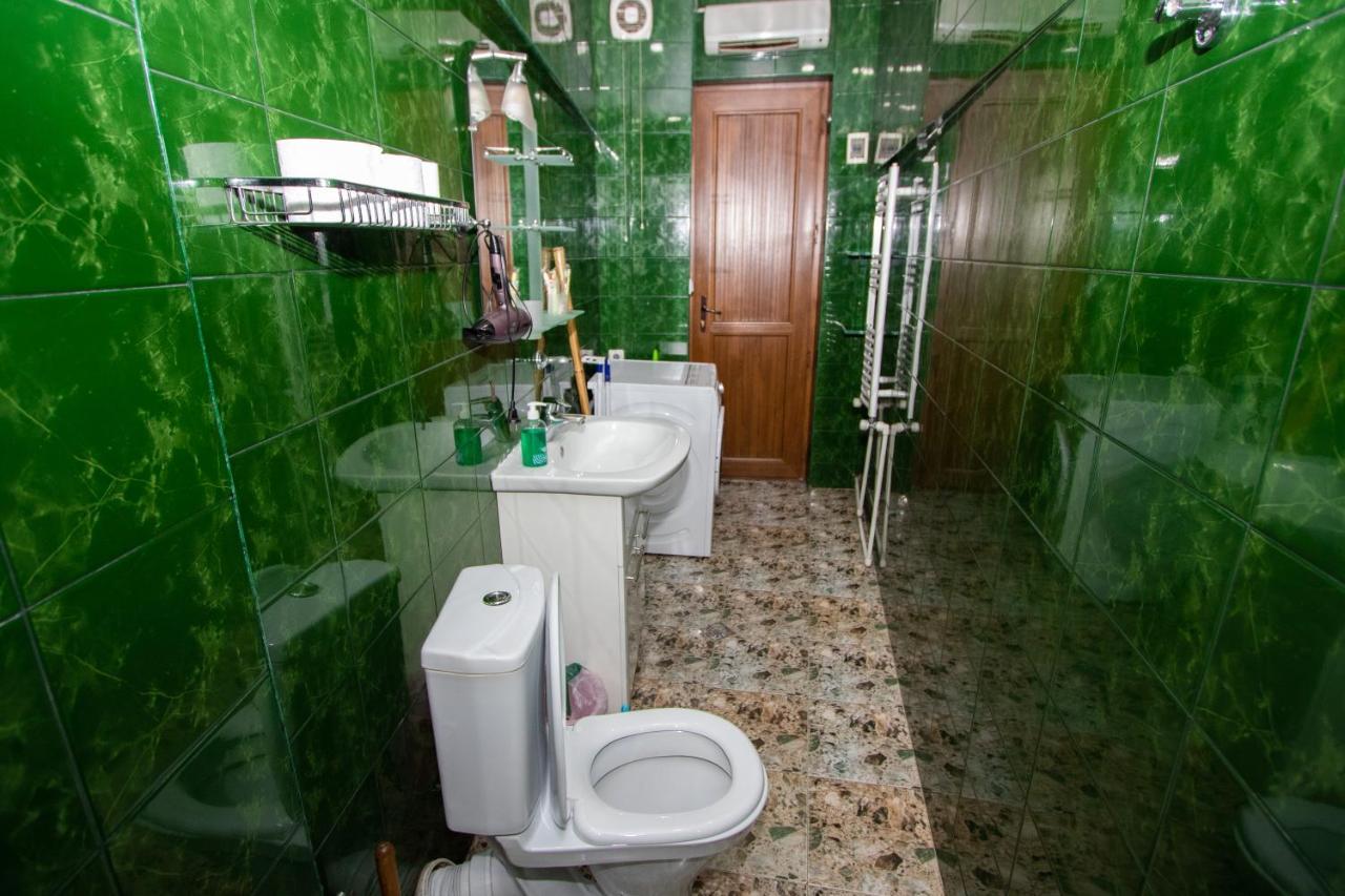 Barnaba Apartment Tbilisi Eksteriør bilde