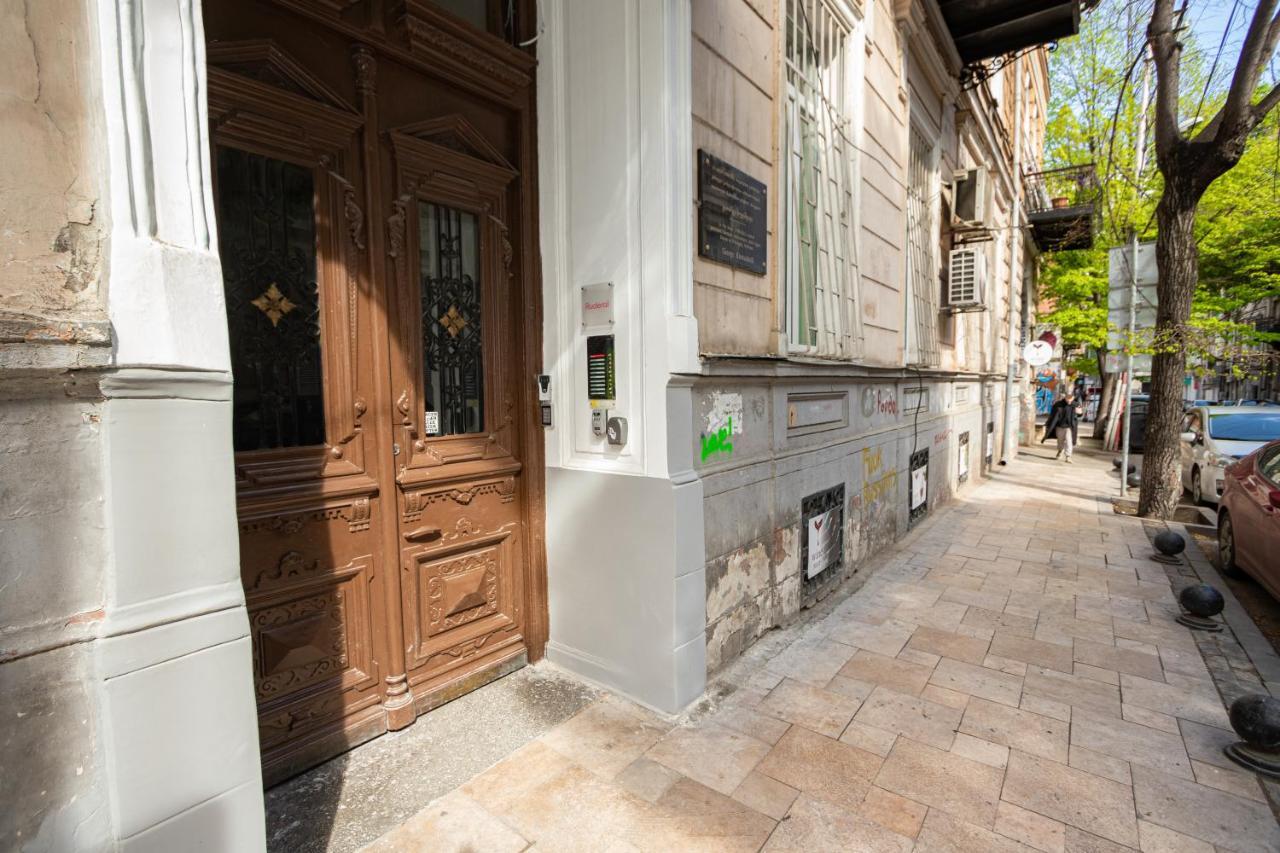 Barnaba Apartment Tbilisi Eksteriør bilde