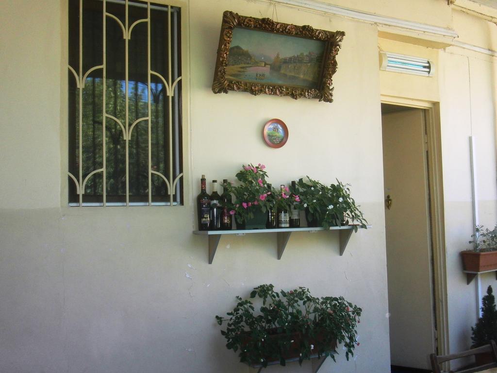 Barnaba Apartment Tbilisi Eksteriør bilde